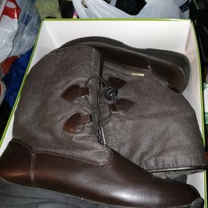 Womens winter boots